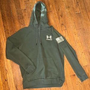 Under Armor Men’s Army Green Freedom Sweatshirt Men’s Medium